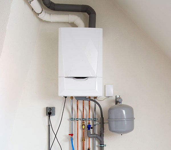 Warmtepomp bij woning als voorbeeld van cv en klimaatinstallatie